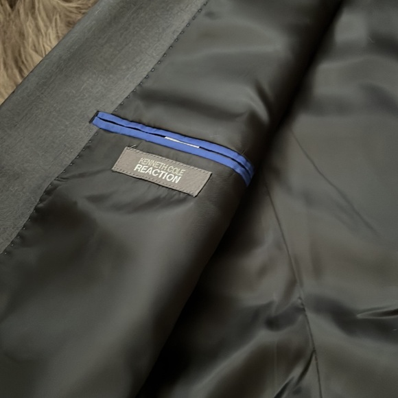 Kenneth Cole suit jacket - Picture 7 of 10